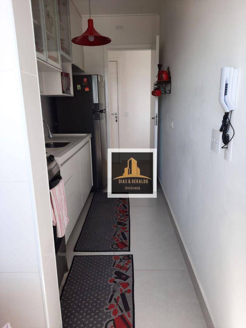 Apartamento à venda e aluguel com 2 quartos, 62m² - Foto 12