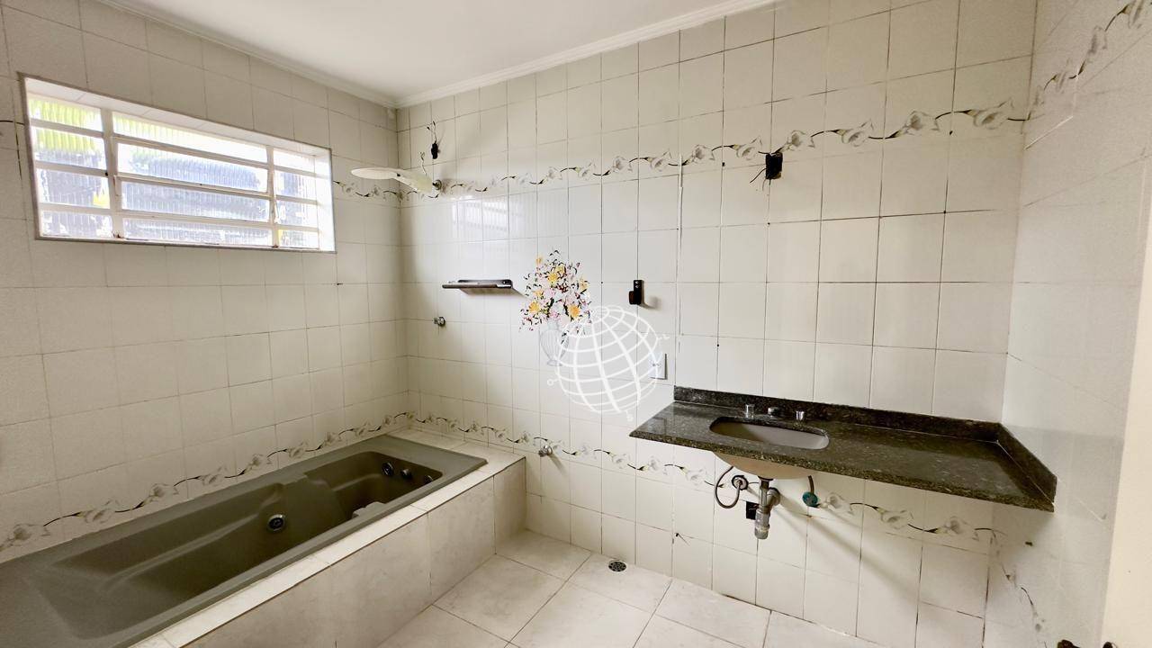 Casa à venda e aluguel com 3 quartos, 500m² - Foto 19