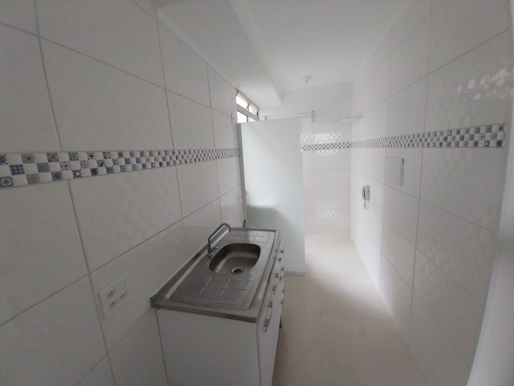 Apartamento para alugar com 2 quartos, 40m² - Foto 8