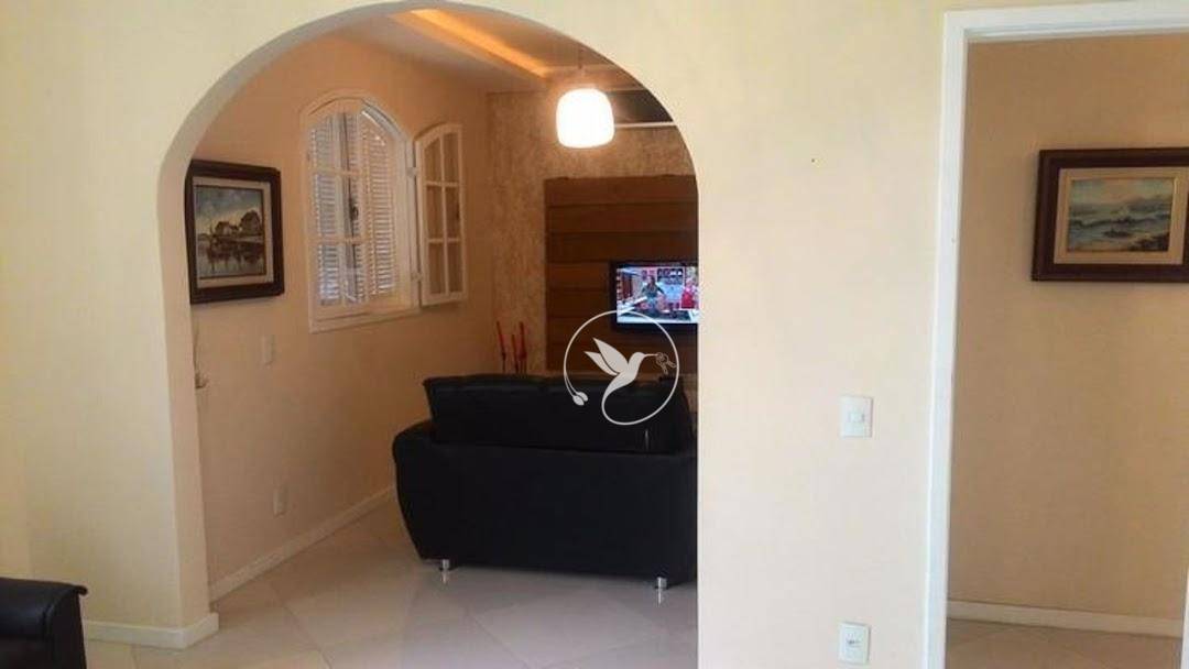 Apartamento à venda com 2 quartos, 76m² - Foto 2