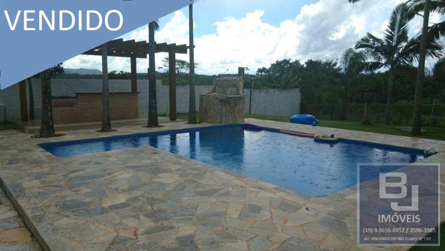 Casa de Condomínio à venda, 300m² - Foto 1