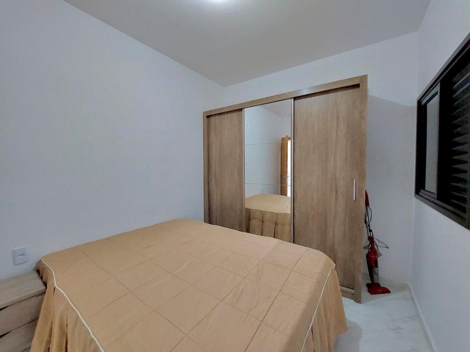 Casa à venda com 2 quartos, 63m² - Foto 5