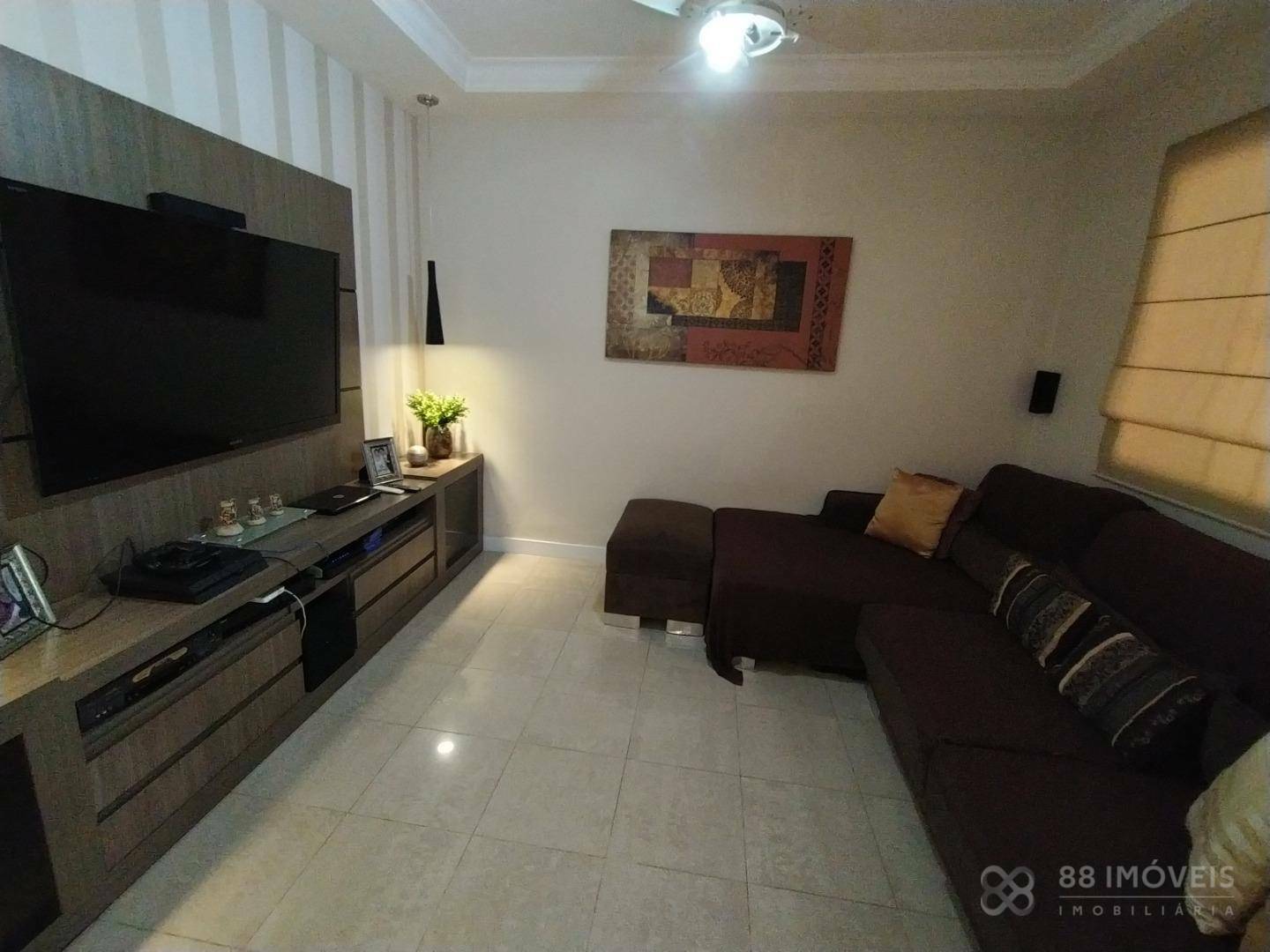 Sobrado à venda com 4 quartos, 250m² - Foto 7