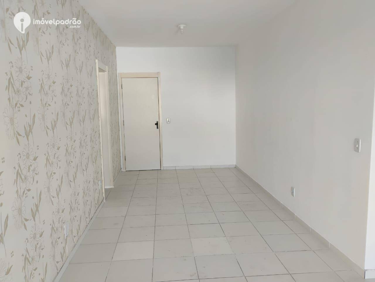 Apartamento para alugar com 2 quartos, 76m² - Foto 3