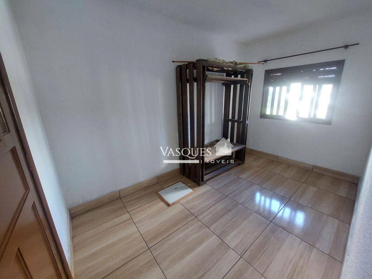 Casa para alugar com 2 quartos, 55m² - Foto 6