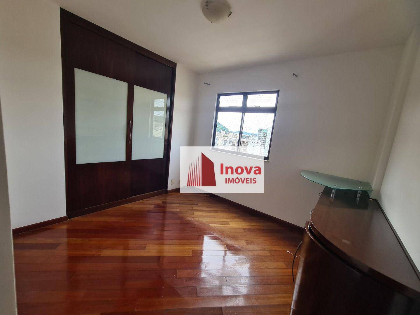 Apartamento à venda com 3 quartos, 110m² - Foto 14