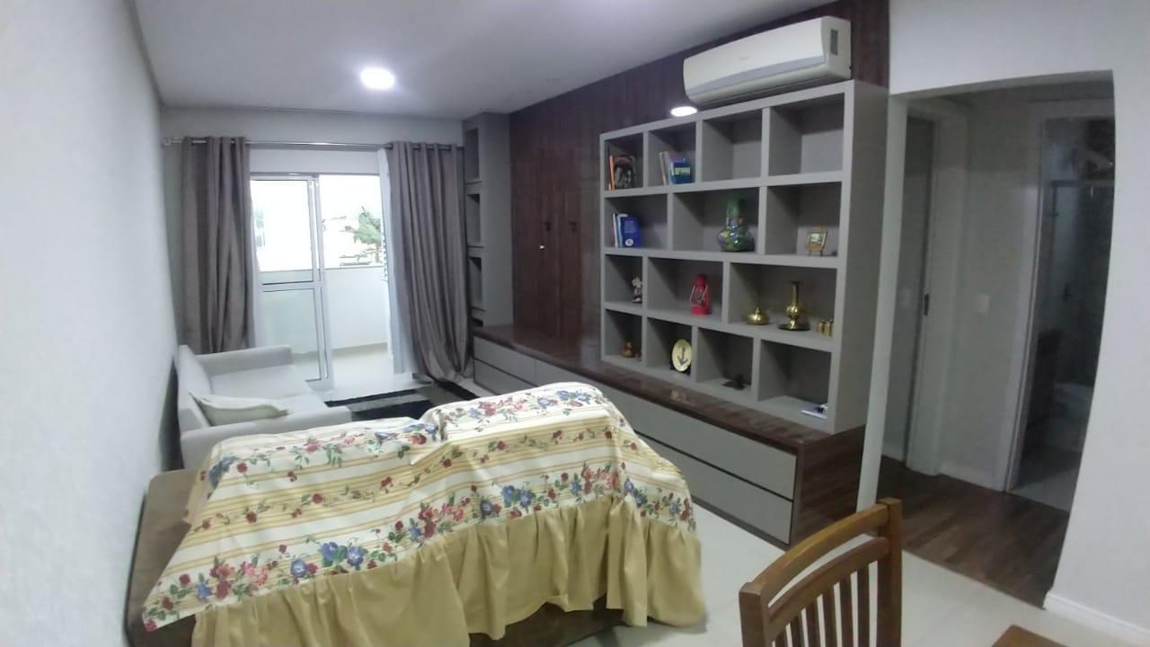 Apartamento para alugar com 2 quartos, 75m² - Foto 1