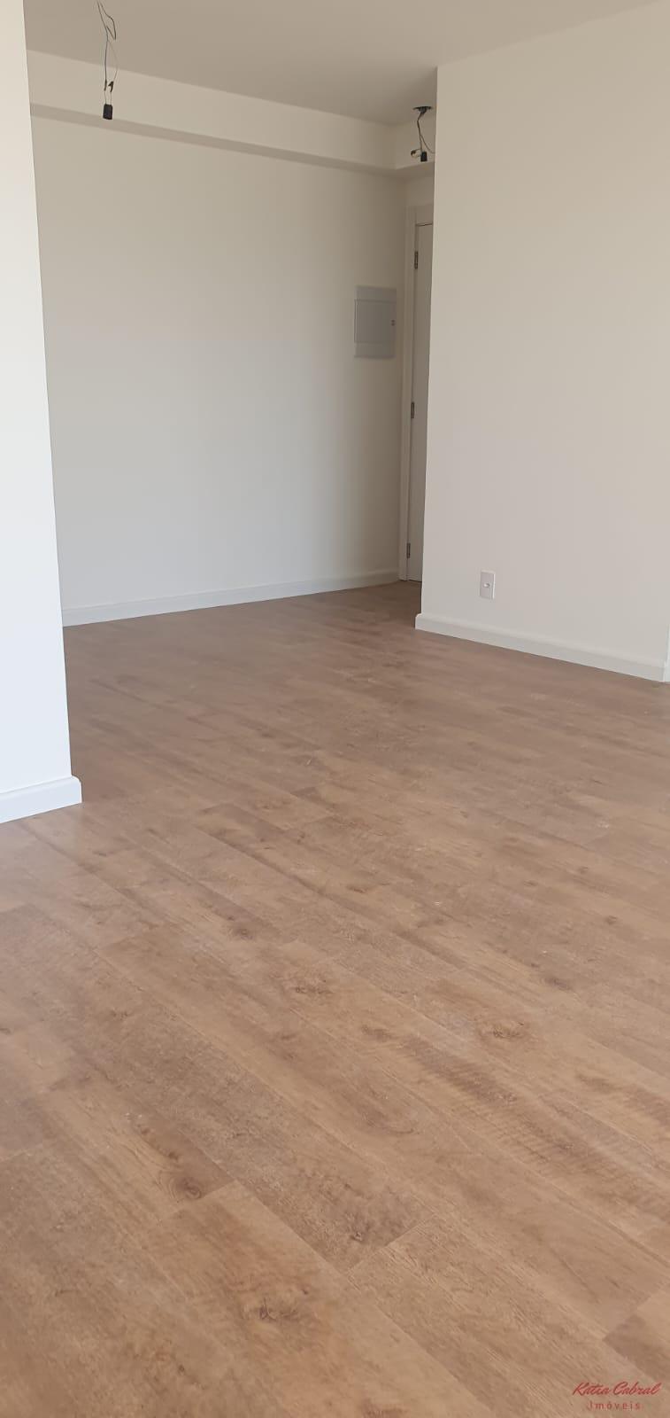 Apartamento à venda com 3 quartos, 76m² - Foto 9