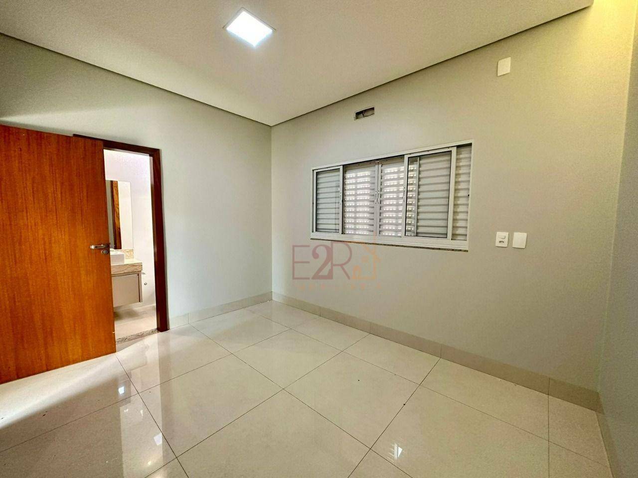 Casa à venda com 3 quartos, 276m² - Foto 18