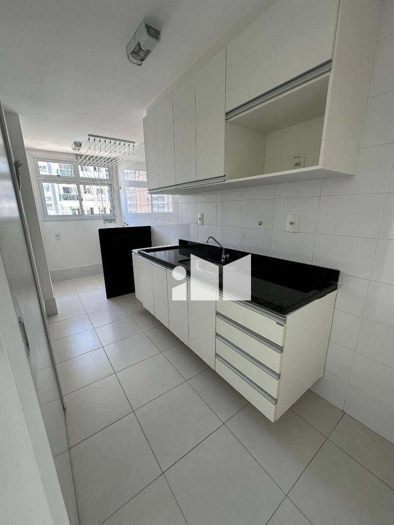 Apartamento à venda com 2 quartos, 65m² - Foto 10