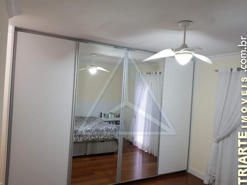 Sobrado à venda com 4 quartos, 256m² - Foto 11