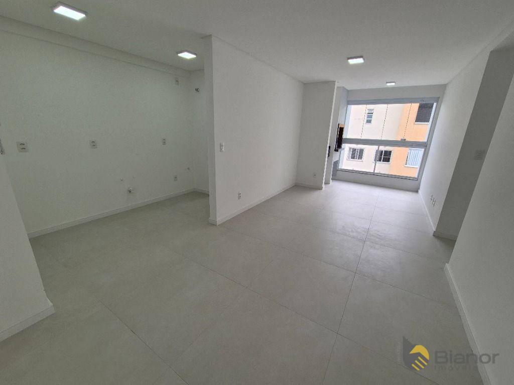 Apartamento, 2 quartos, 67 m² - Foto 2