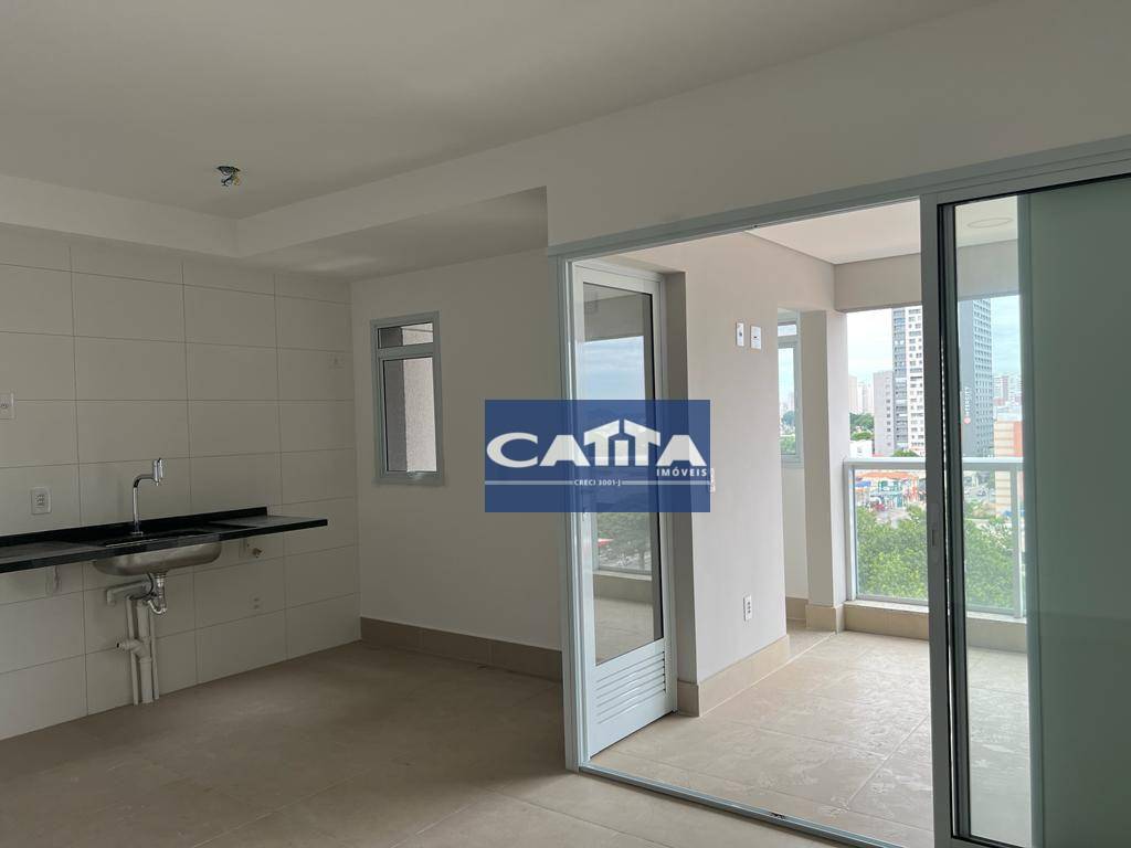 Apartamento à venda com 2 quartos, 67m² - Foto 2