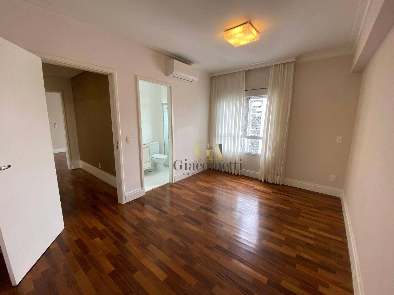 Apartamento à venda com 3 quartos, 196m² - Foto 13