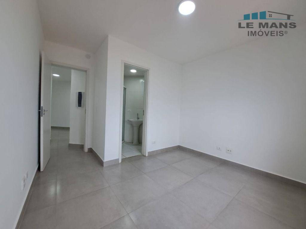 Apartamento para alugar com 2 quartos, 62m² - Foto 9