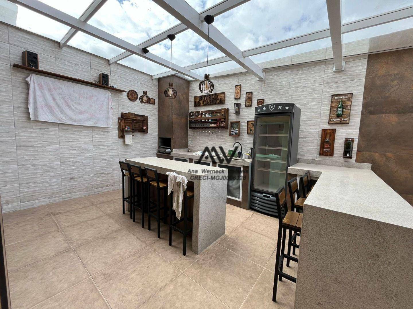 Casa à venda com 4 quartos, 344m² - Foto 10