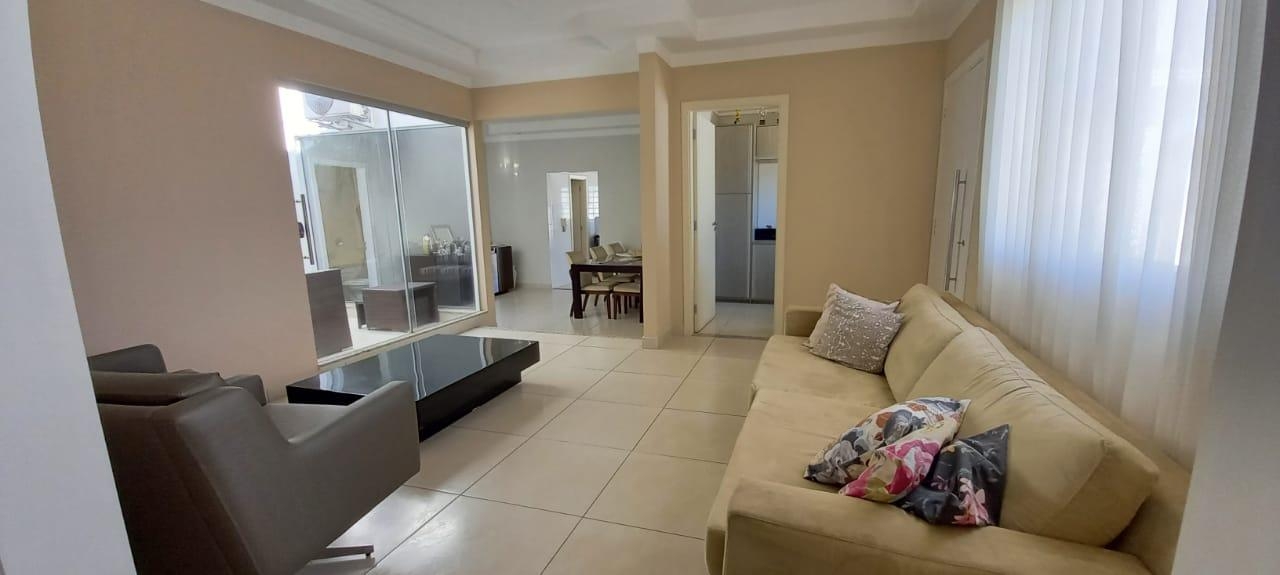 Casa à venda com 3 quartos, 240m² - Foto 15