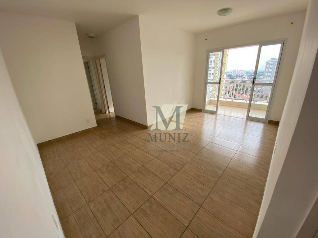 Apartamento à venda com 2 quartos, 65m² - Foto 2