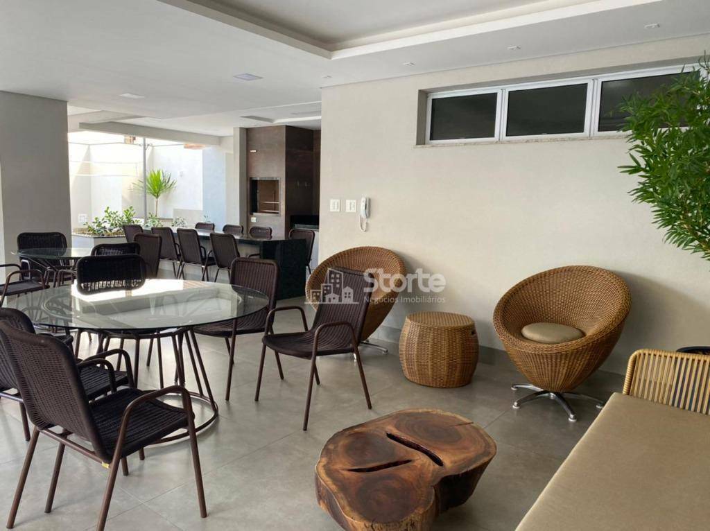 Apartamento à venda com 3 quartos, 188m² - Foto 35