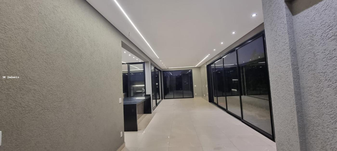 Casa de Condomínio à venda com 4 quartos, 420m² - Foto 18