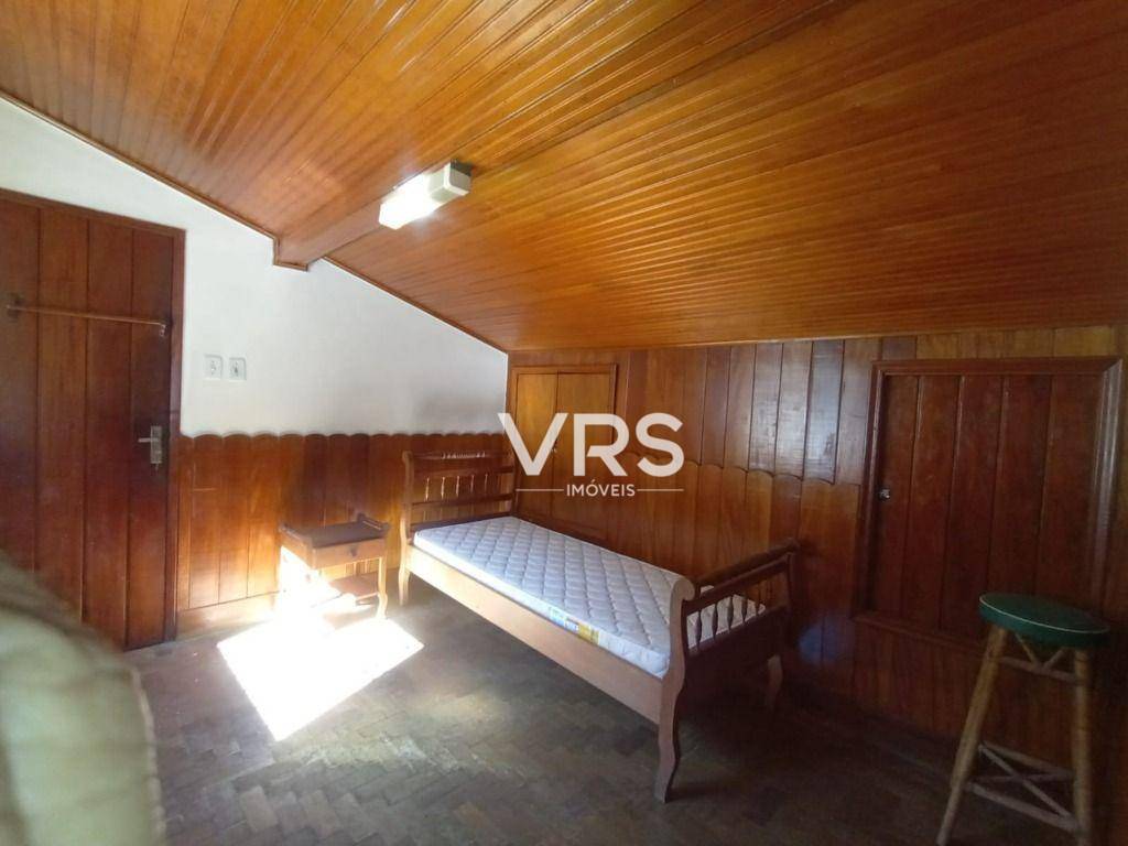 Casa à venda com 7 quartos, 581m² - Foto 37