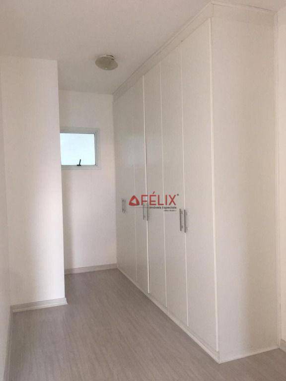 Apartamento à venda com 4 quartos, 200m² - Foto 26