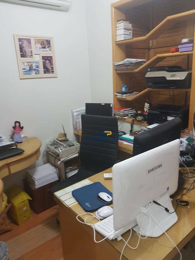 Apartamento à venda com 3 quartos, 200m² - Foto 6