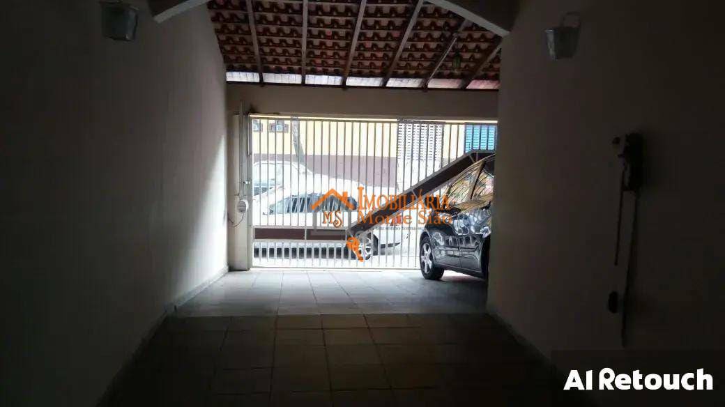 Sobrado à venda com 3 quartos, 100m² - Foto 2