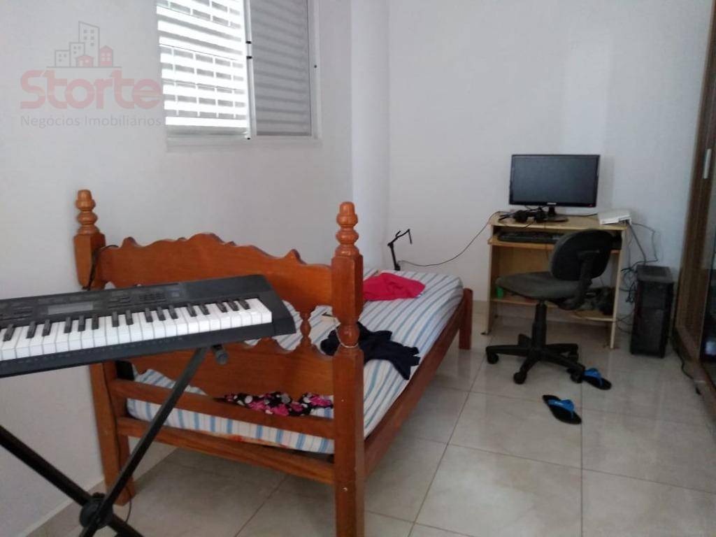 Apartamento à venda com 3 quartos, 90m² - Foto 4