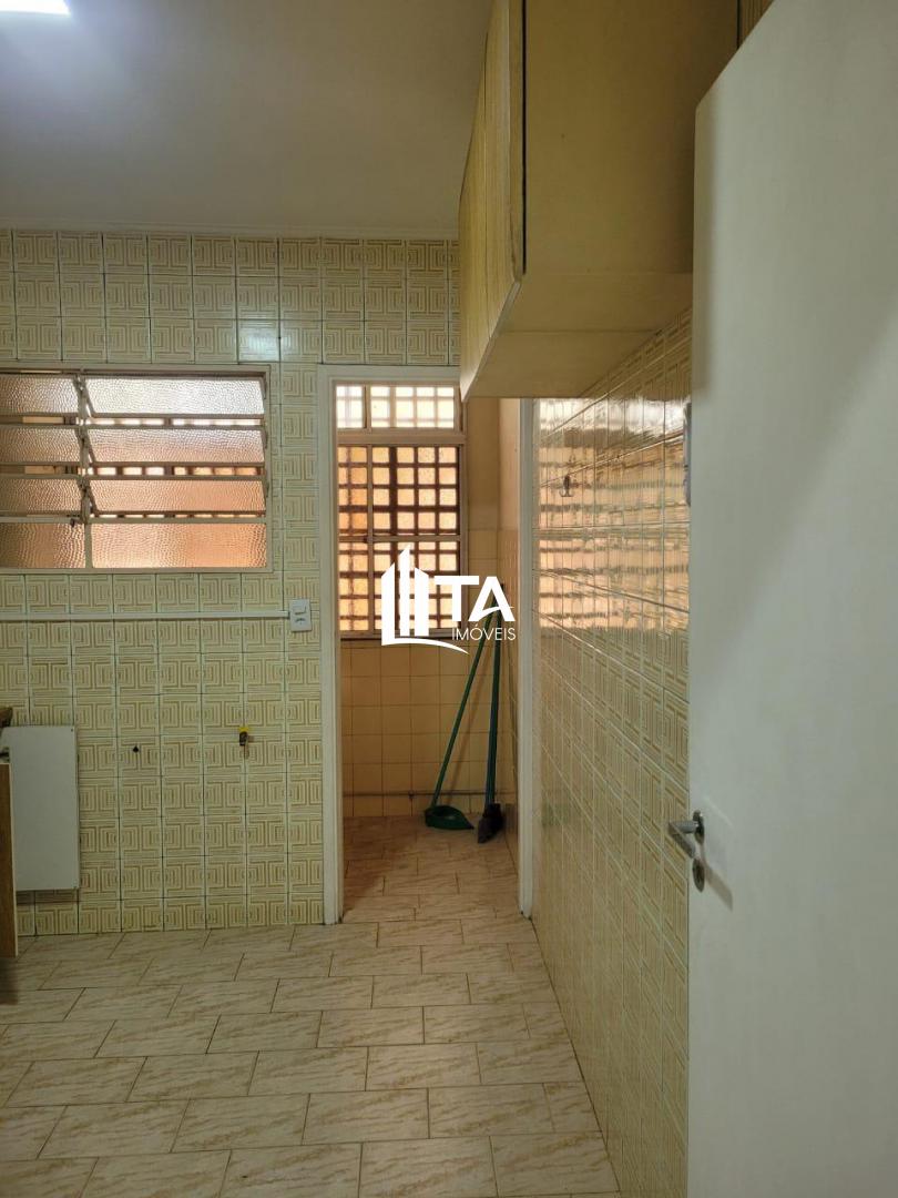 Apartamento à venda com 2 quartos, 58m² - Foto 4