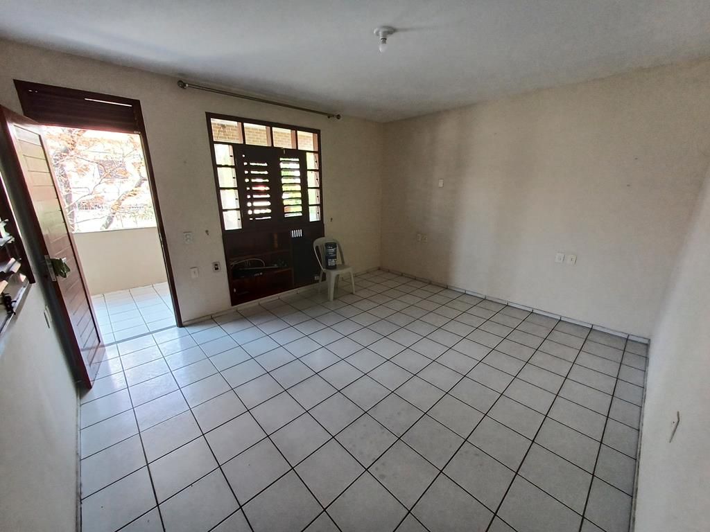 Casa para alugar com 3 quartos, 800m² - Foto 22