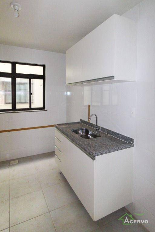 Apartamento para alugar com 2 quartos, 82m² - Foto 8