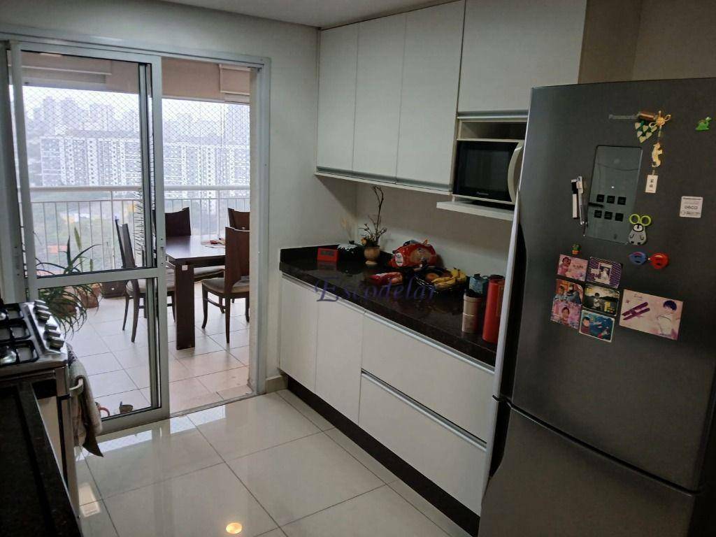 Apartamento à venda com 3 quartos, 135m² - Foto 29