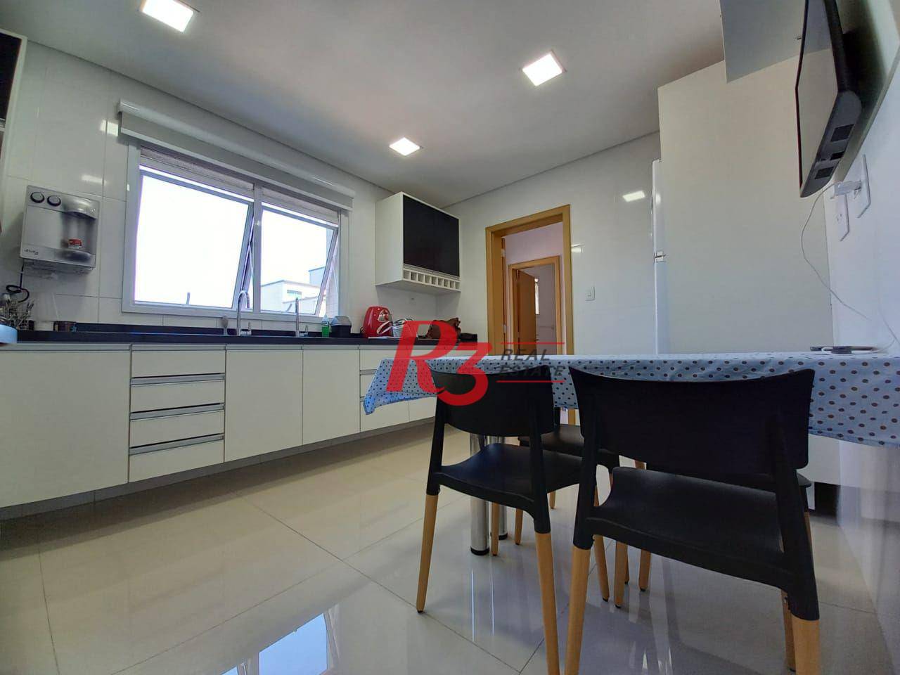 Apartamento à venda com 3 quartos, 157m² - Foto 21