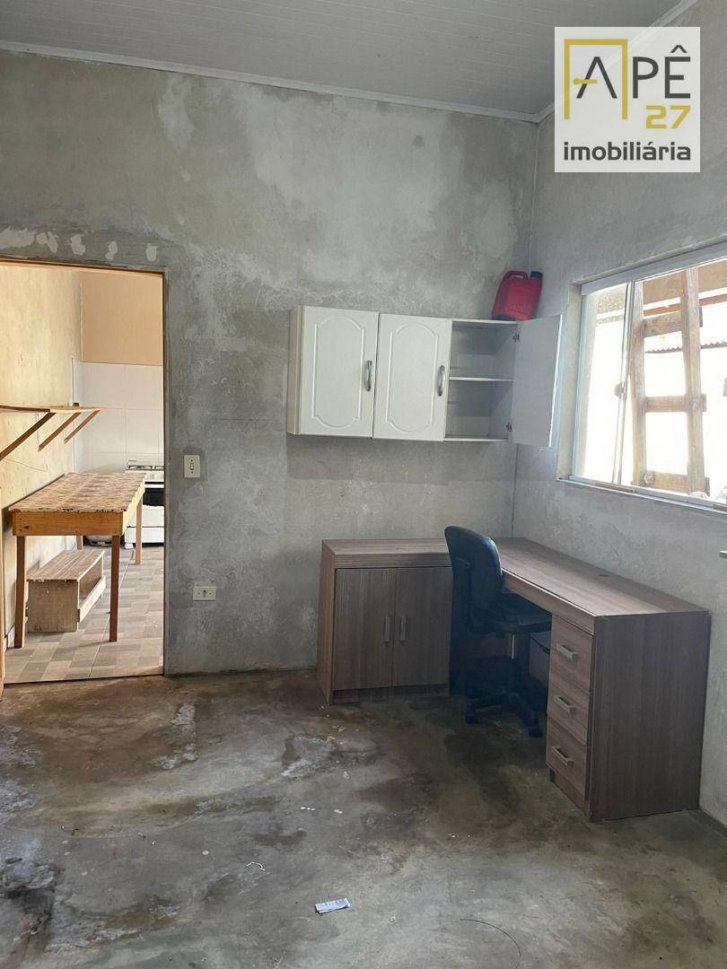 Casa à venda com 2 quartos, 150m² - Foto 25