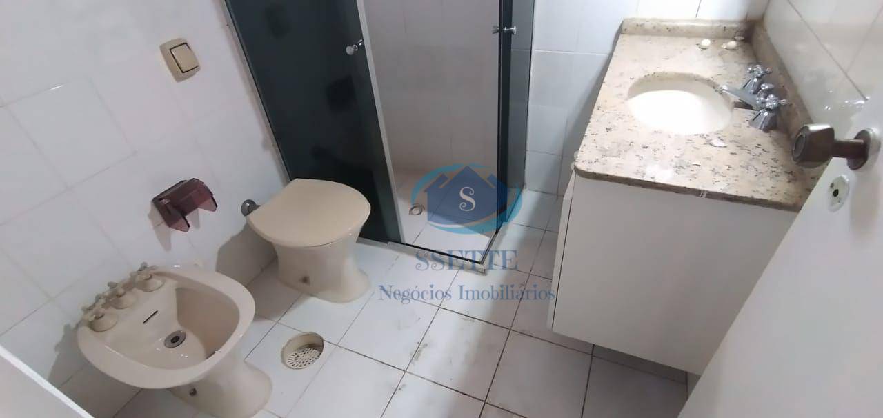 Apartamento à venda com 3 quartos, 120m² - Foto 3