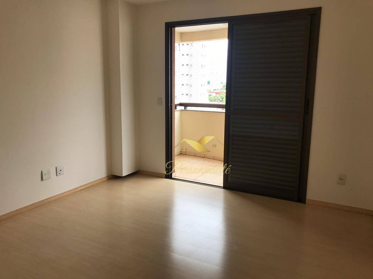 Apartamento à venda com 3 quartos, 217m² - Foto 20