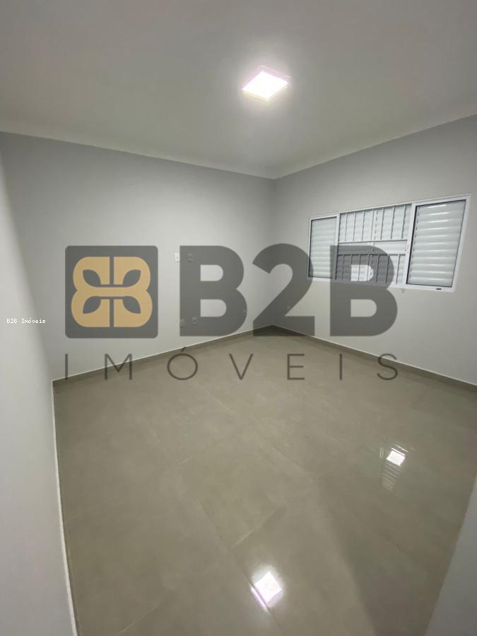 Casa à venda com 3 quartos, 181m² - Foto 19