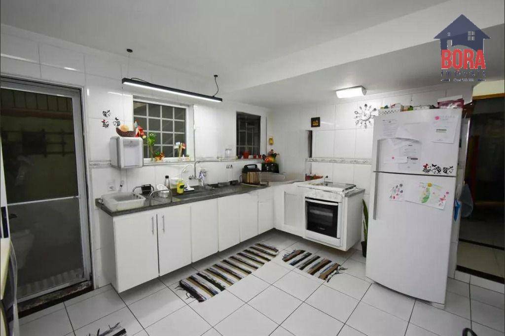 Sobrado à venda com 3 quartos, 200m² - Foto 8