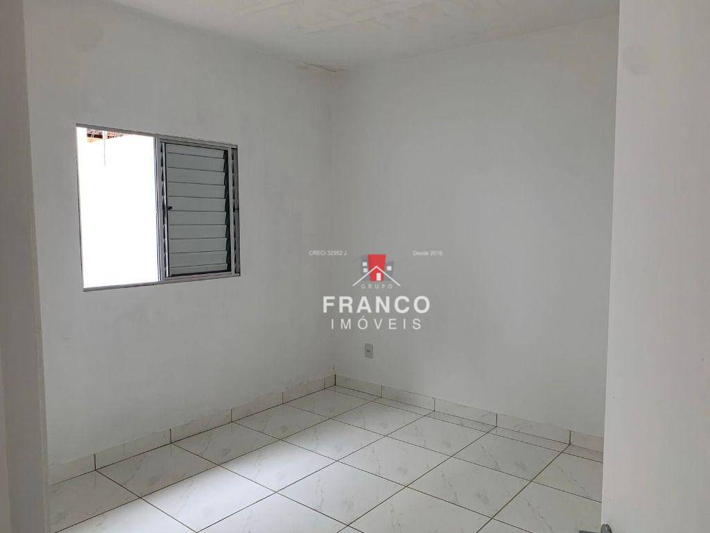 Casa à venda com 3 quartos, 208m² - Foto 27