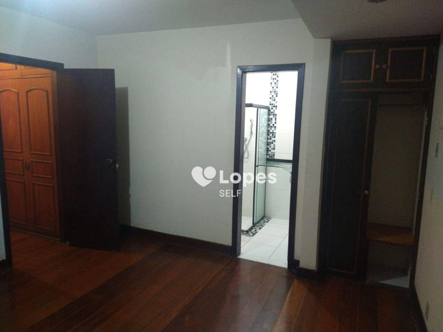 Casa à venda com 4 quartos, 206m² - Foto 10