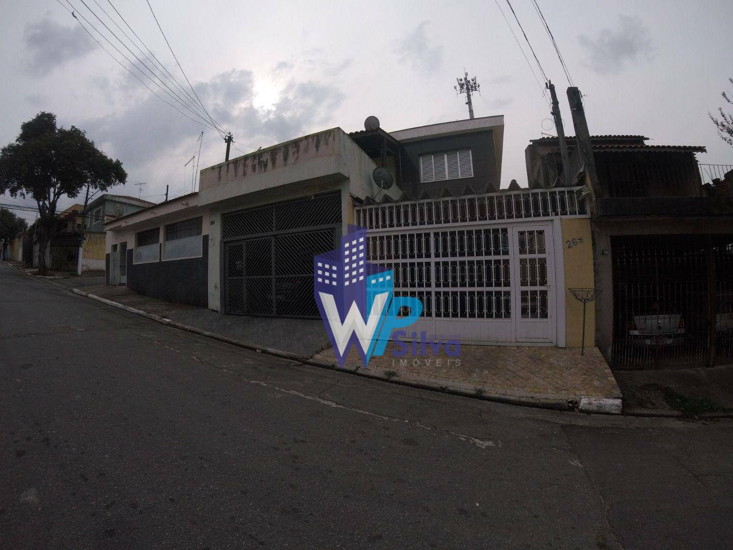 Sobrado à venda com 2 quartos, 125m² - Foto 1