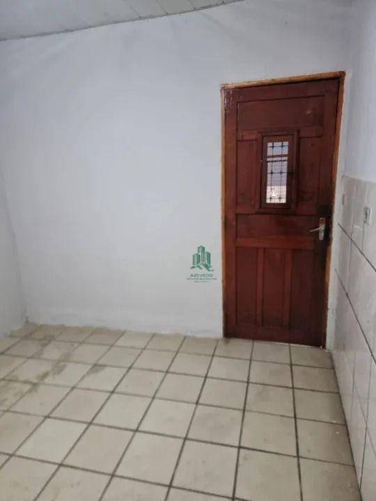 Casa à venda com 2 quartos, 192m² - Foto 6