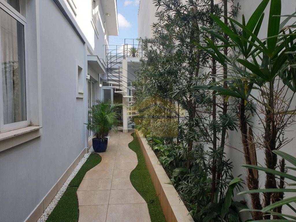 Sobrado à venda com 3 quartos, 320m² - Foto 51