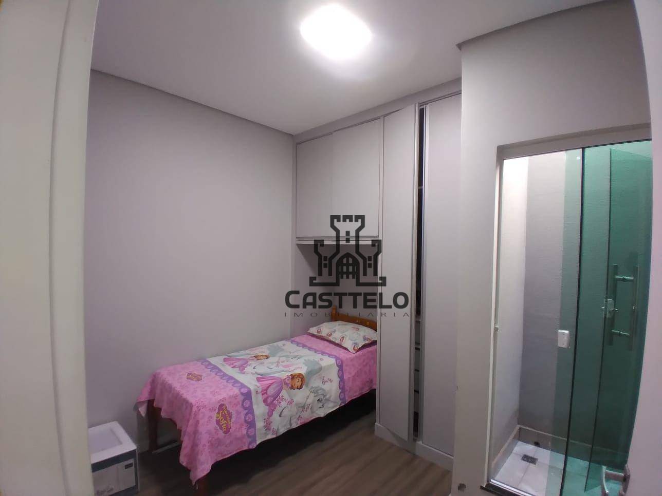 Casa à venda com 4 quartos, 102m² - Foto 12