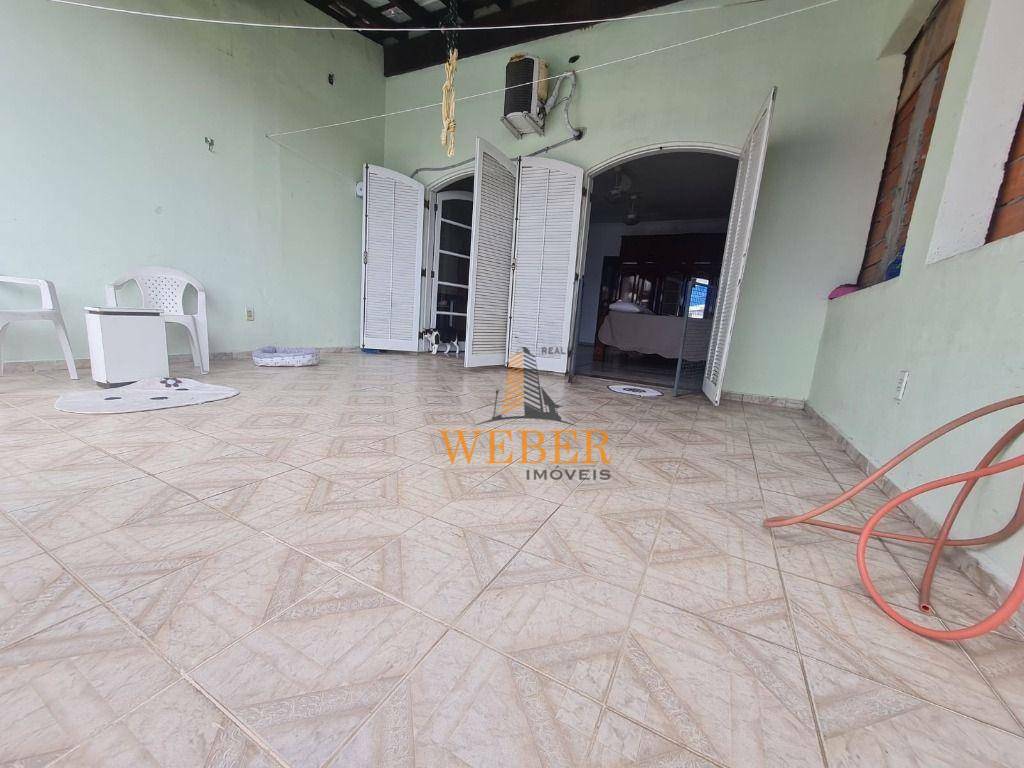 Sobrado à venda com 3 quartos, 390m² - Foto 28