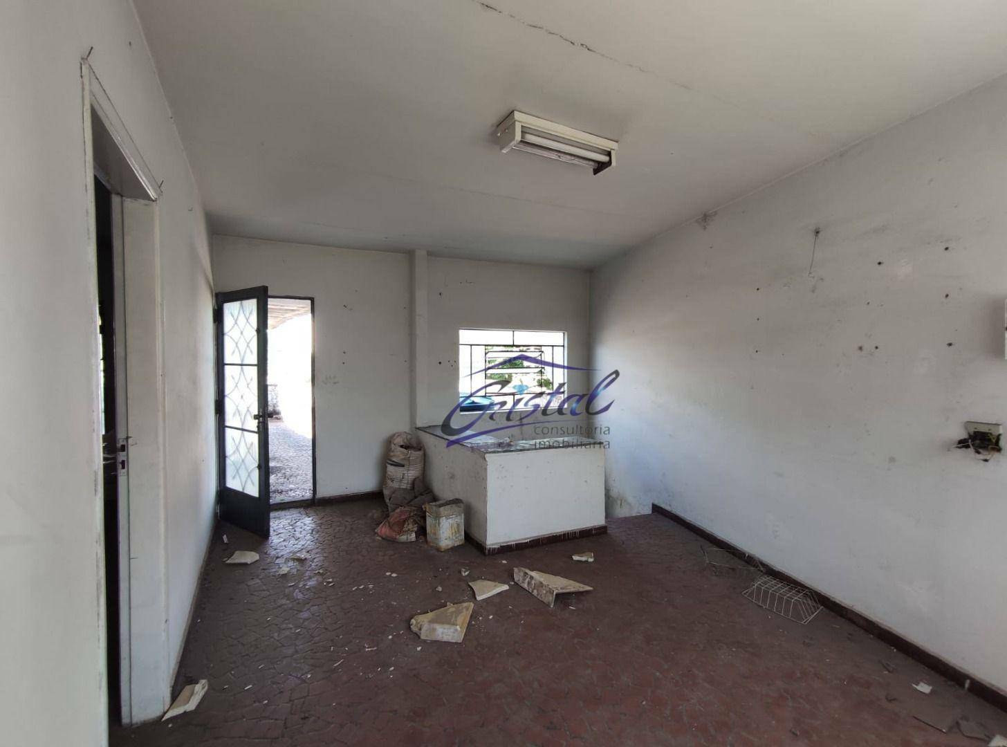 Casa para alugar com 3 quartos, 200m² - Foto 22