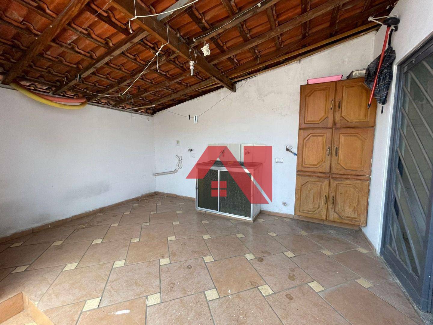 Casa à venda com 5 quartos, 230m² - Foto 12