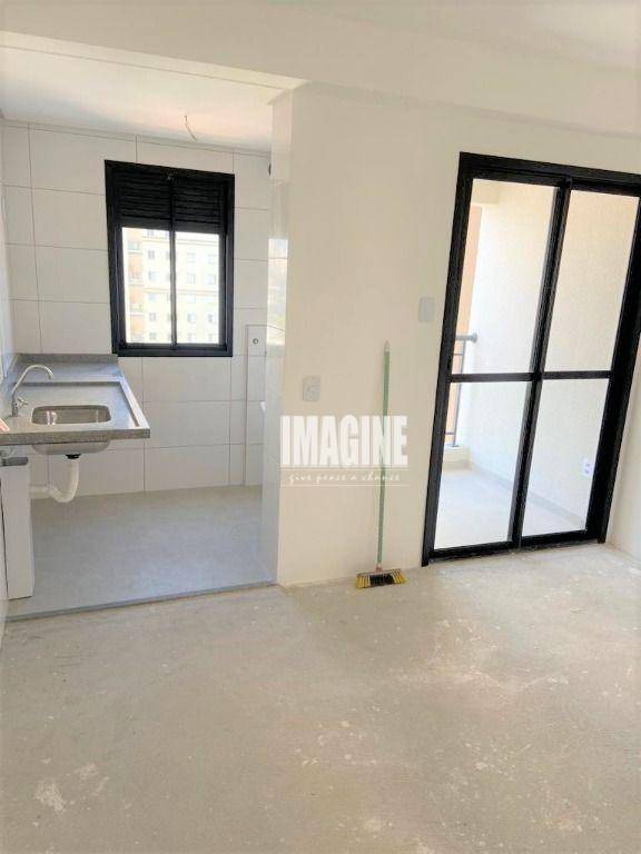 Apartamento à venda com 2 quartos, 41m² - Foto 2