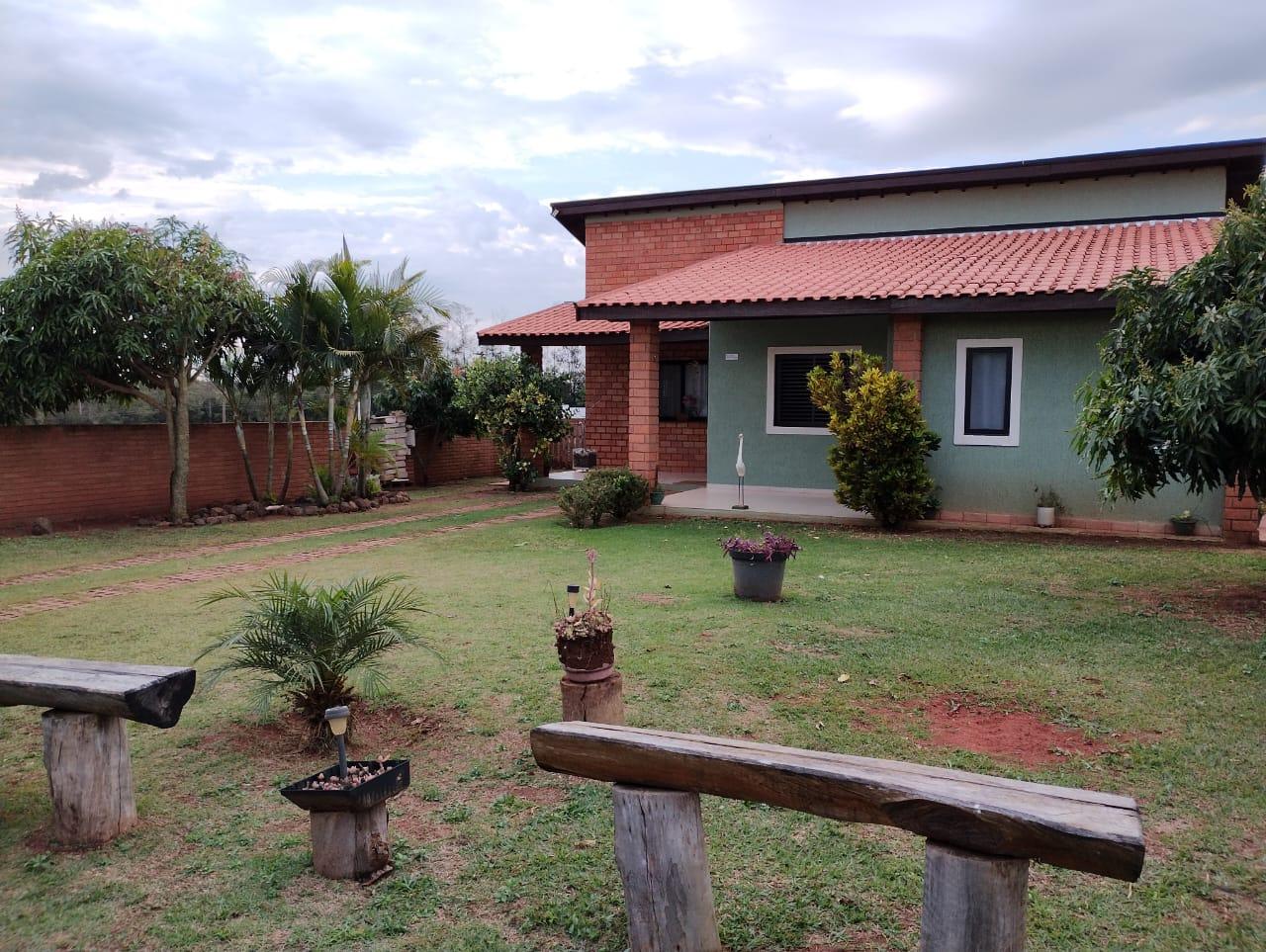 Casa de Condomínio à venda com 3 quartos, 175m² - Foto 1